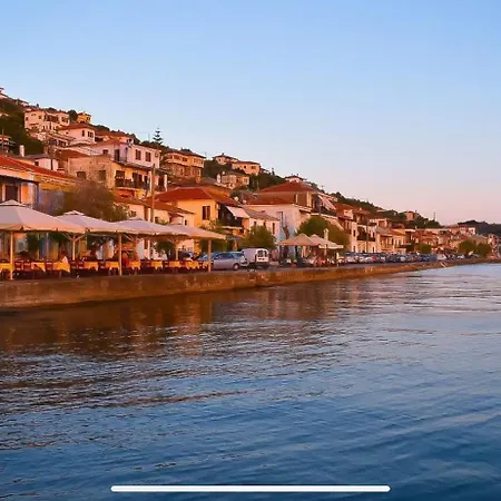 Afissos-dream 3studios *